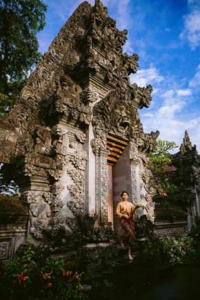 Puri Kantor Legacy - Heritage Palace